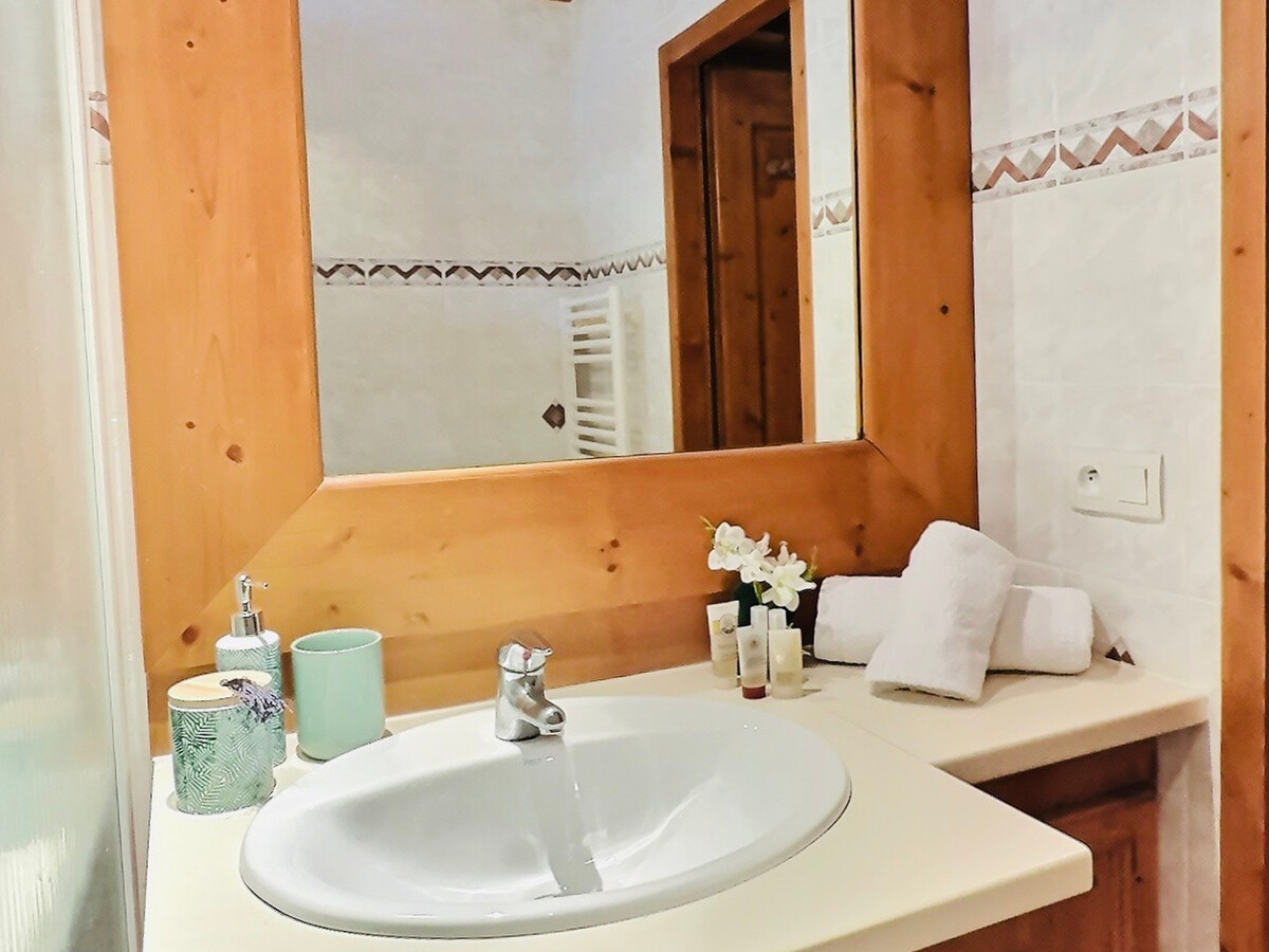 Studio 23m² Val-d'Isère, 1er étage, vue village - Photo 8