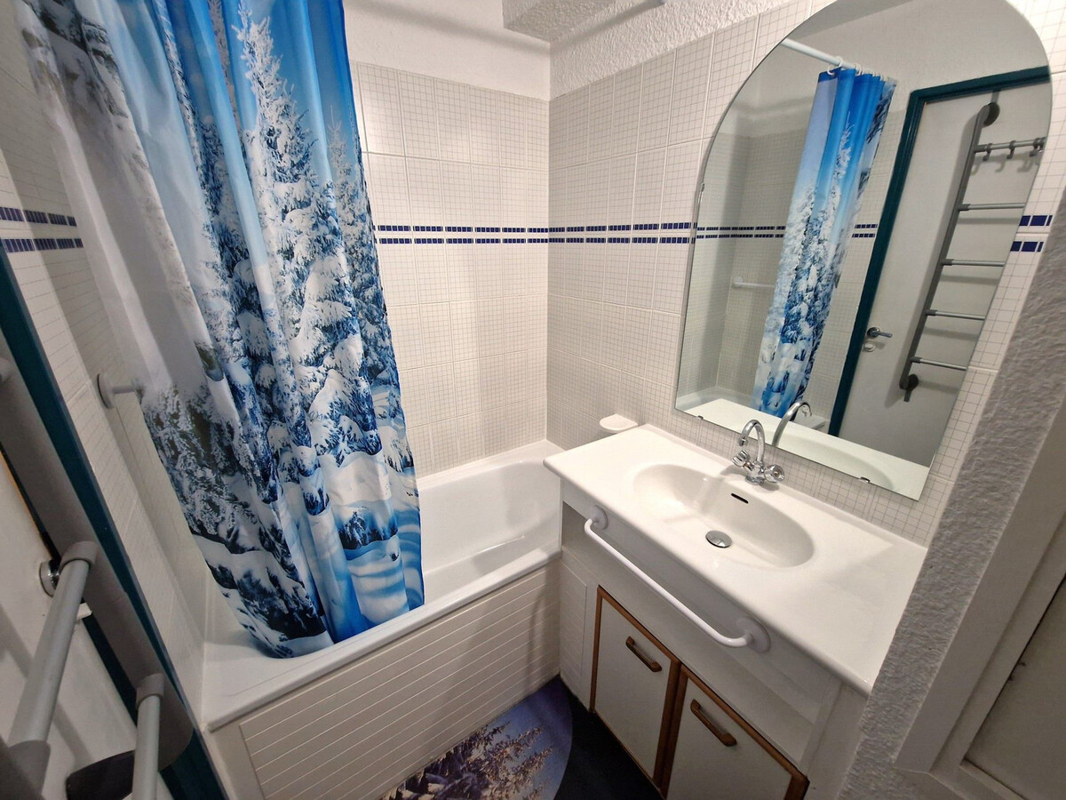 Studio 3 pers. Valfréjus avec balcon et casier à skis - Photo 5