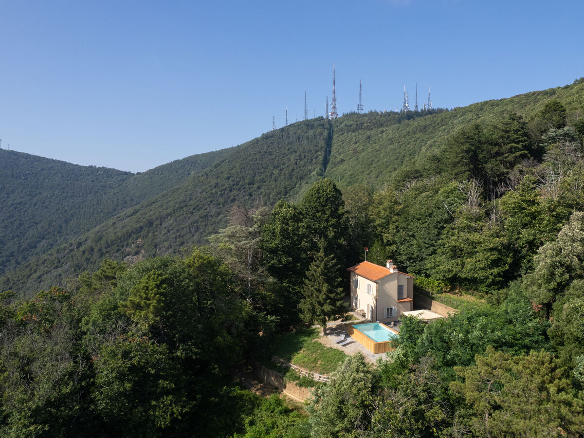Lucrecia, gîte 6 pers. avec piscine à Buti - Photo 6