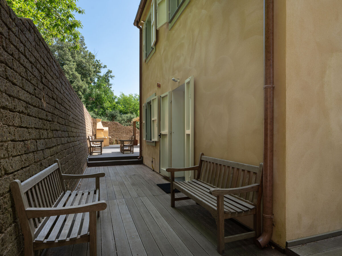 Lucrecia, gîte 6 pers. avec piscine à Buti - Photo 25