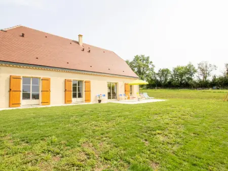 Location gite à Sainte Orse, Maison récente avec terrasse et équipements pour enfants en Dordogne