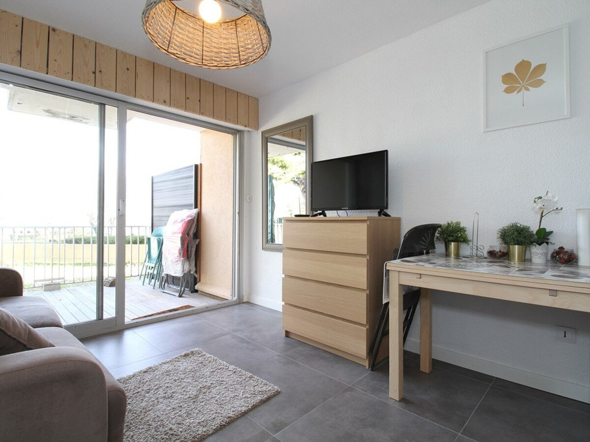 Studio rénové 10m² terrasse, clim, garage à Balaruc-les-Bains - Photo 5