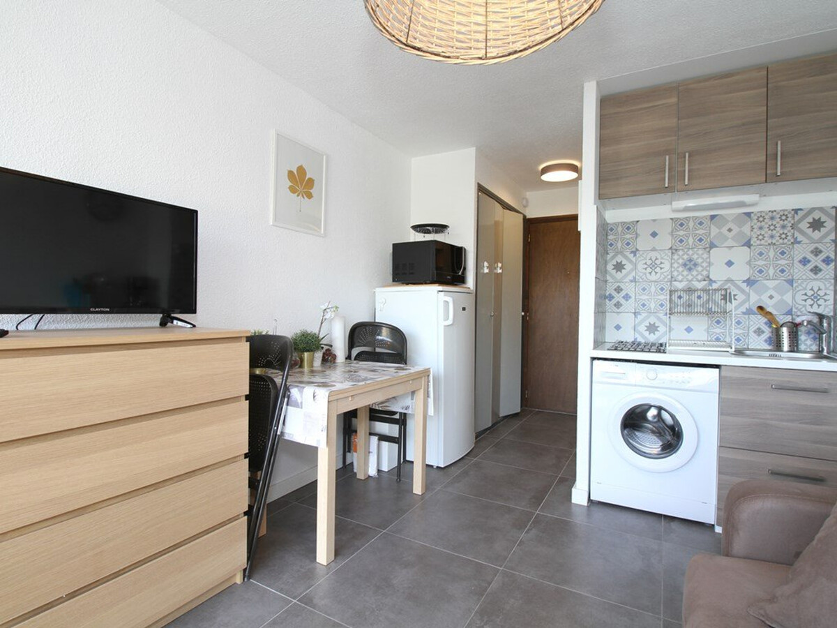 Studio rénové 10m² terrasse, clim, garage à Balaruc-les-Bains - Photo 6