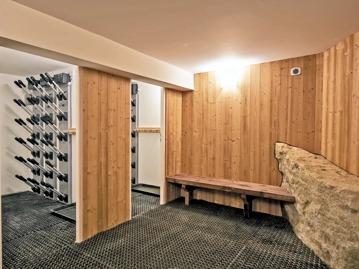 Chalet Gironimo 6 chambres avec jacuzzi et accès piste - Photo 22