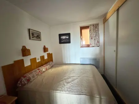 Appartement cabine 6 pers. aux Menuires, balcon Sud-Ouest vue montagne : photo 5