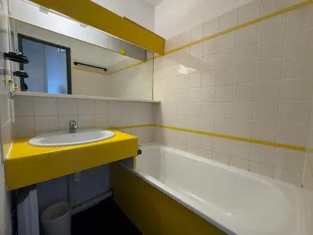 Appartement cabine 6 pers. aux Menuires, balcon Sud-Ouest vue montagne : photo 7