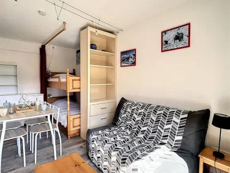 Studio 22m² au 12e étage - Accès pistes skis aux pieds : photo 3