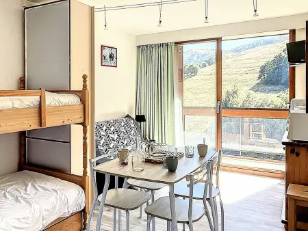 Studio 22m² au 12e étage - Accès pistes skis aux pieds : photo 7