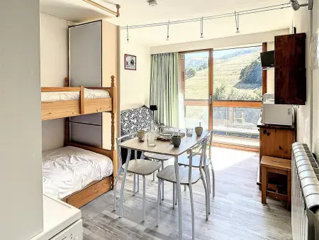 Studio 22m² au 12e étage - Accès pistes skis aux pieds : photo 12