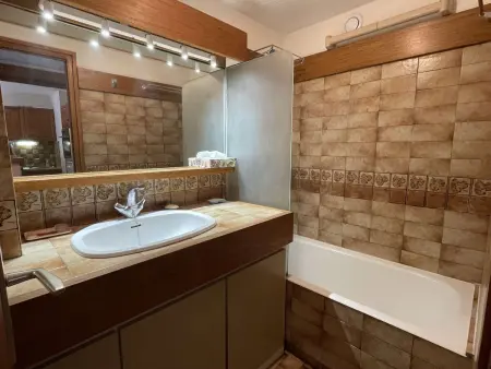 T2 cabine 37m² pistes et village à 600m, parking : photo 14
