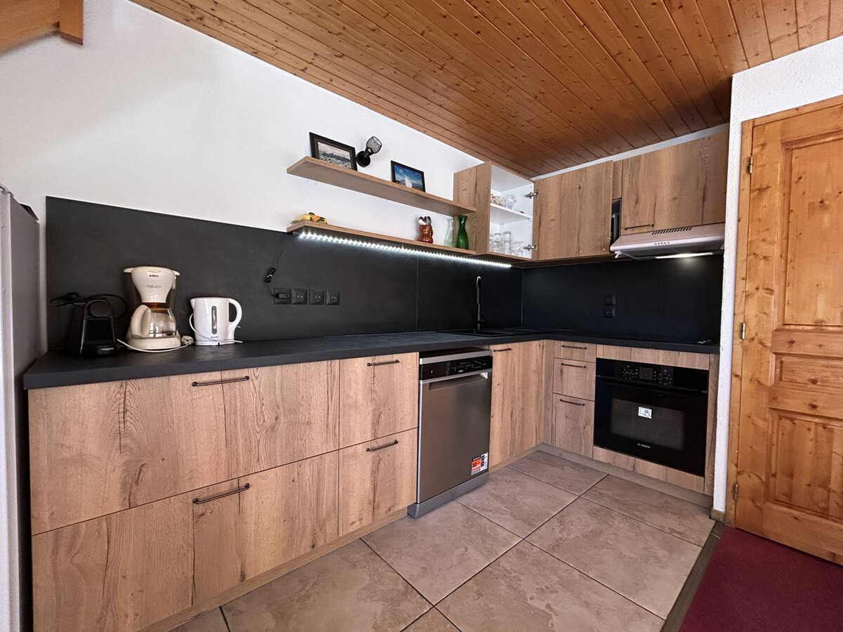 Appartement 8 pers. Méribel Mottaret, départ skis aux pieds - Photo 4