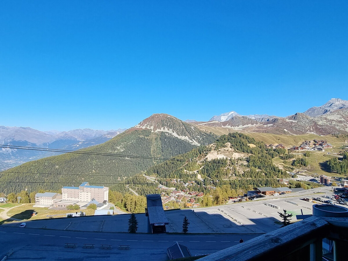 Studio rénové 26m² skis aux pieds, vue Mont-Blanc - Photo 9