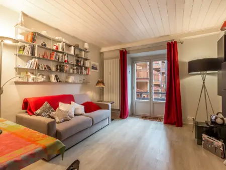 Location appartement à Val d'Isère, Studio rénové avec wifi, balcon, au cœur de Val-dIsère, proche pistes et commodités