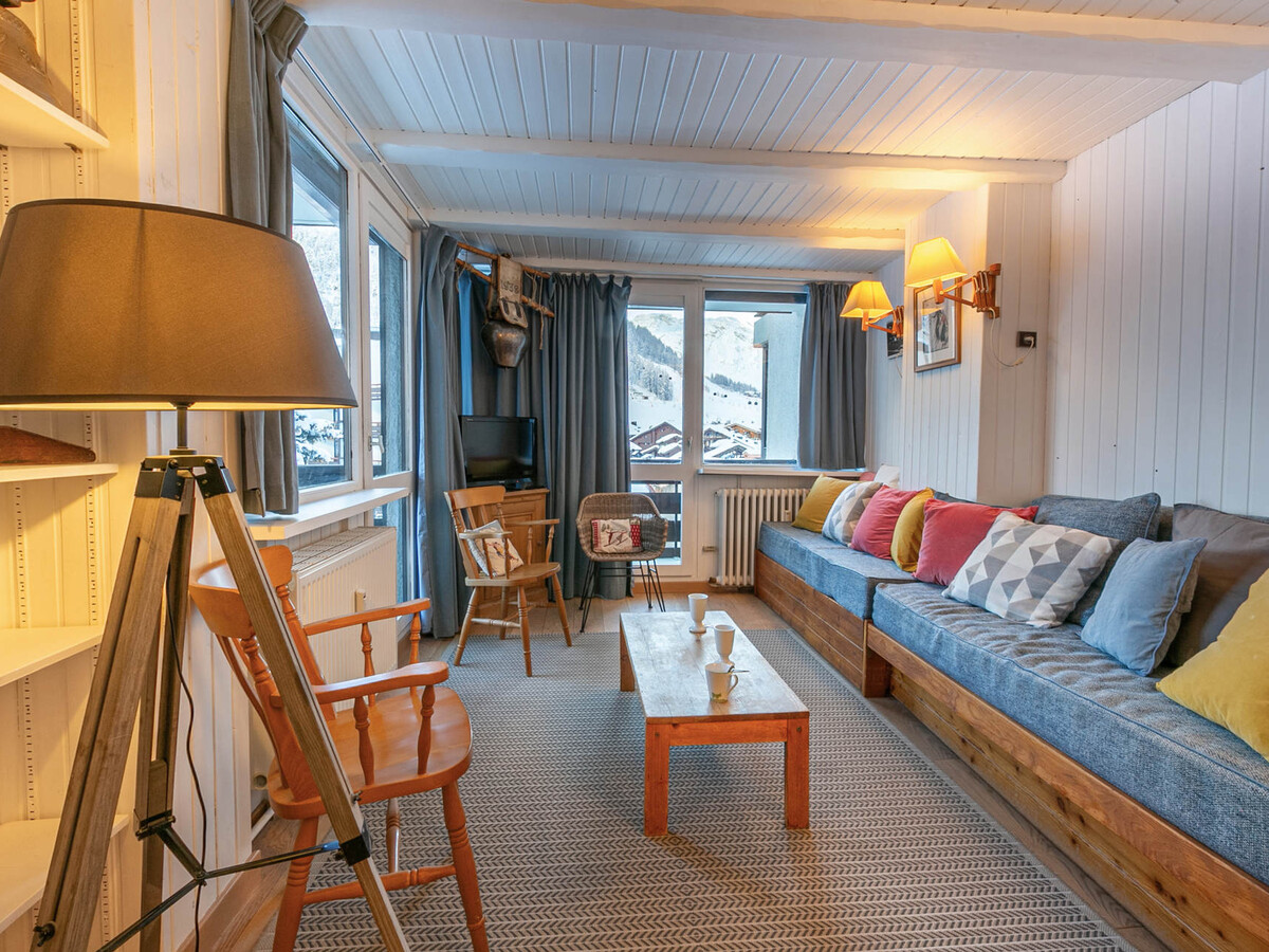 Appartement 4 pièces Val-d'Isère, balcon sud-est et parking couvert - Photo 3