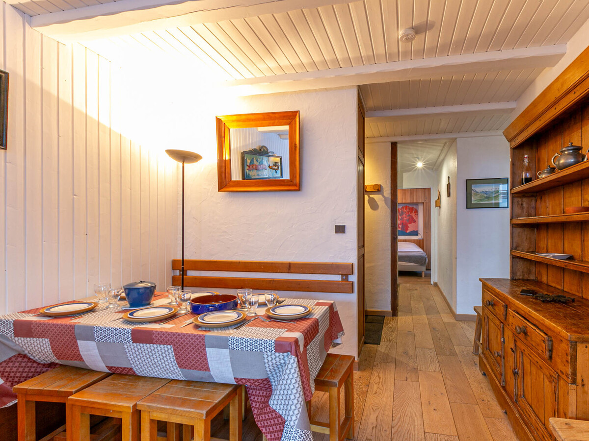 Appartement 4 pièces Val-d'Isère, balcon sud-est et parking couvert - Photo 4