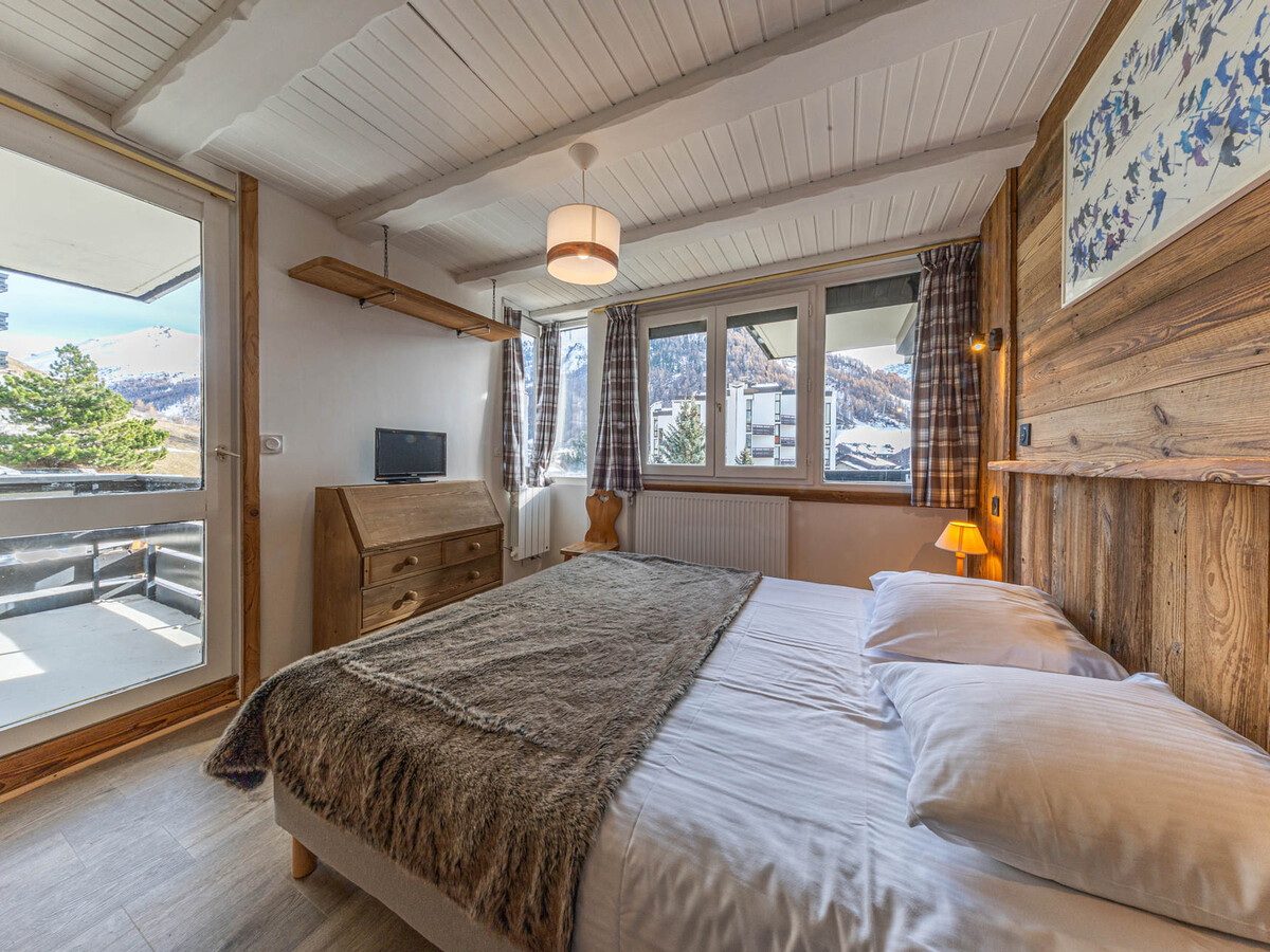 Appartement 4 pièces Val-d'Isère, balcon sud-est et parking couvert - Photo 8