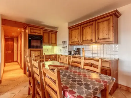 Appartement ski-in/ski-out 4 chambres, 8 pers, parking couvert, WiFi - Photo 1