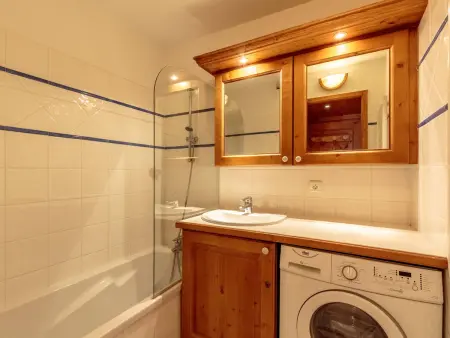 Appartement ski-in/ski-out 4 chambres, 8 pers, parking couvert, WiFi - Photo 4