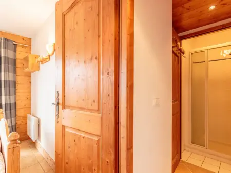 Appartement ski-in/ski-out 4 chambres, 8 pers, parking couvert, WiFi - Photo 12