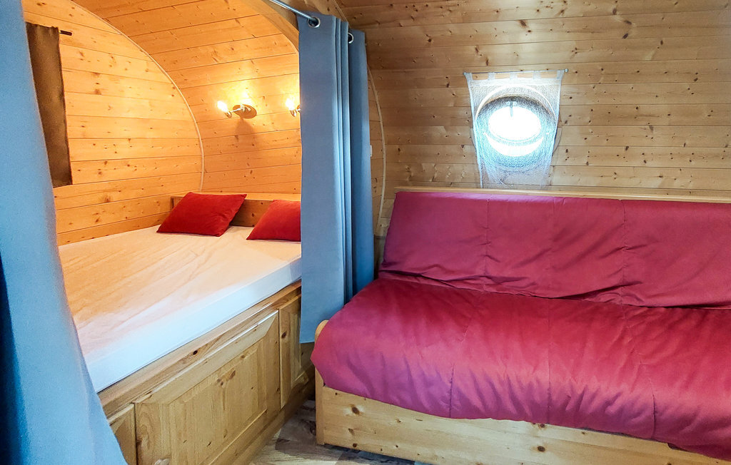 Mobil-home en bois pour 2, terrasse et piscine commune - Photo 6