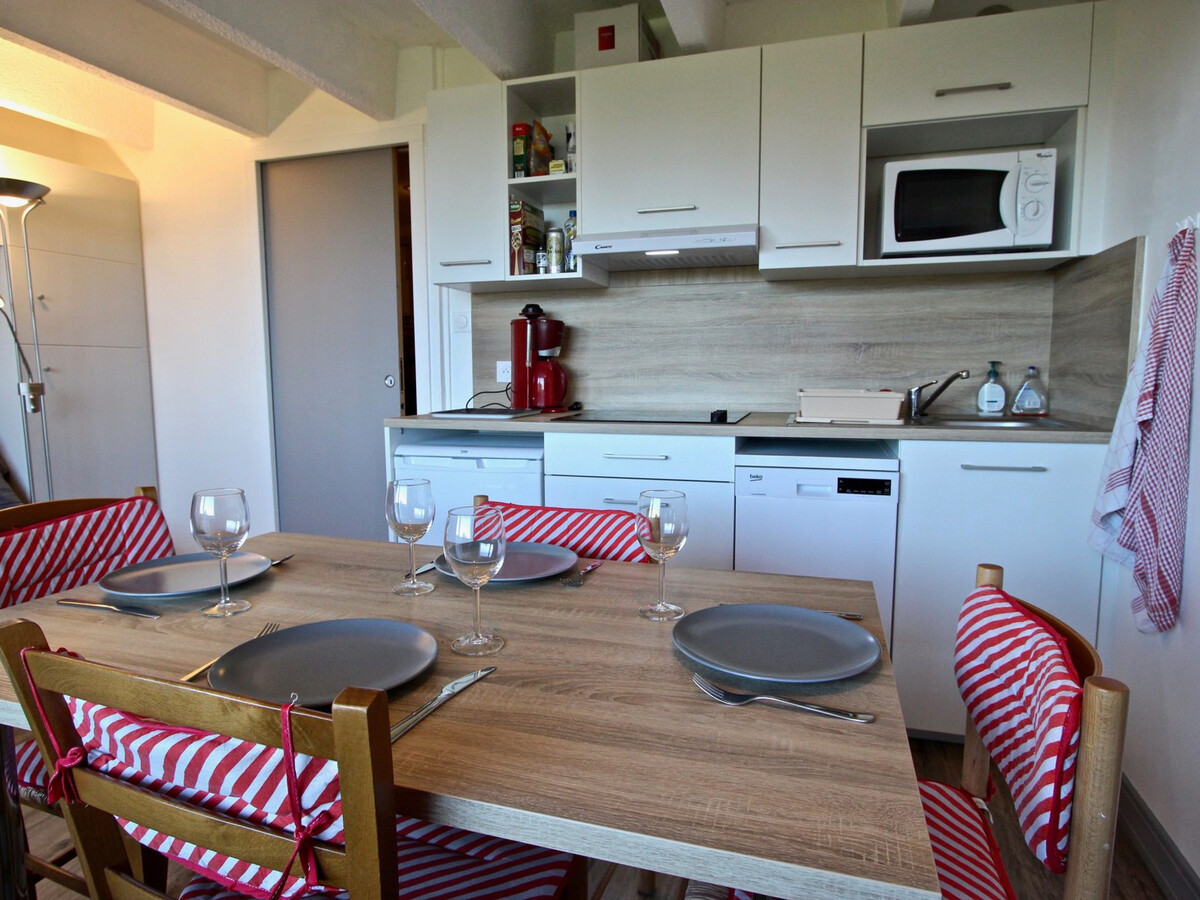 Studio cabine 24m² avec balcon et parking couvert - Photo 9