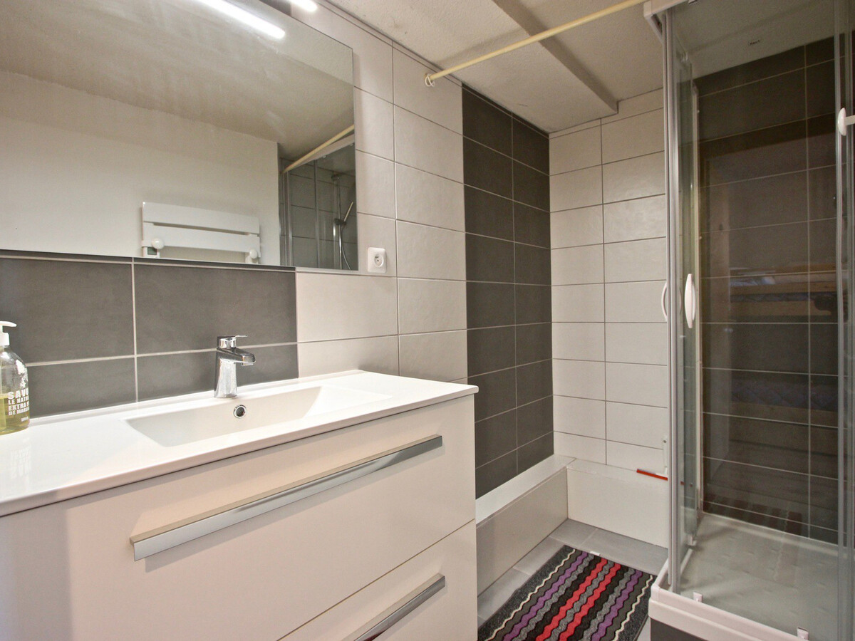 Studio cabine 24m² avec balcon et parking couvert - Photo 11