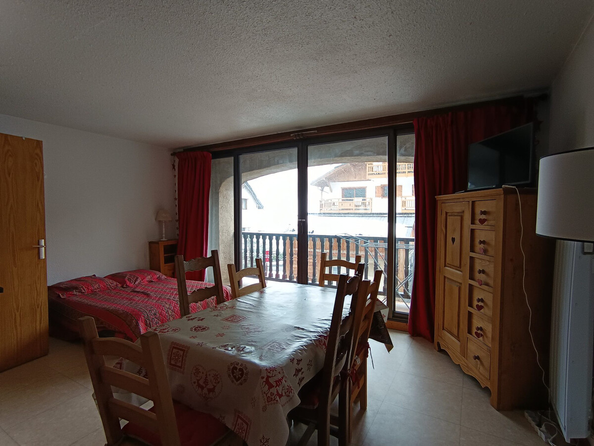 Studio 40 m² pour 4, balcon sud, proche pistes - Photo 9