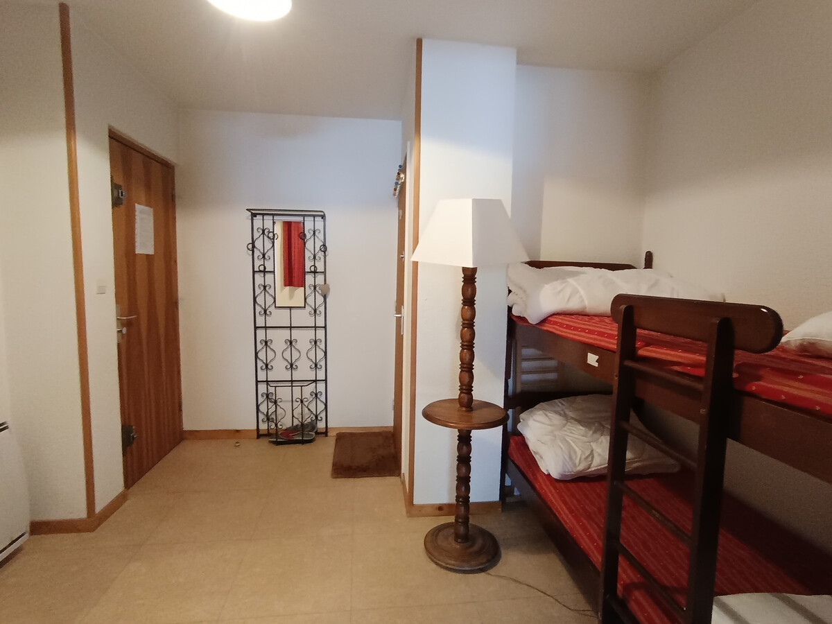 Studio 40 m² pour 4, balcon sud, proche pistes - Photo 11