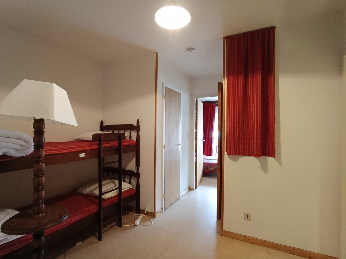 Studio 40 m² pour 4, balcon sud, proche pistes - Photo 12