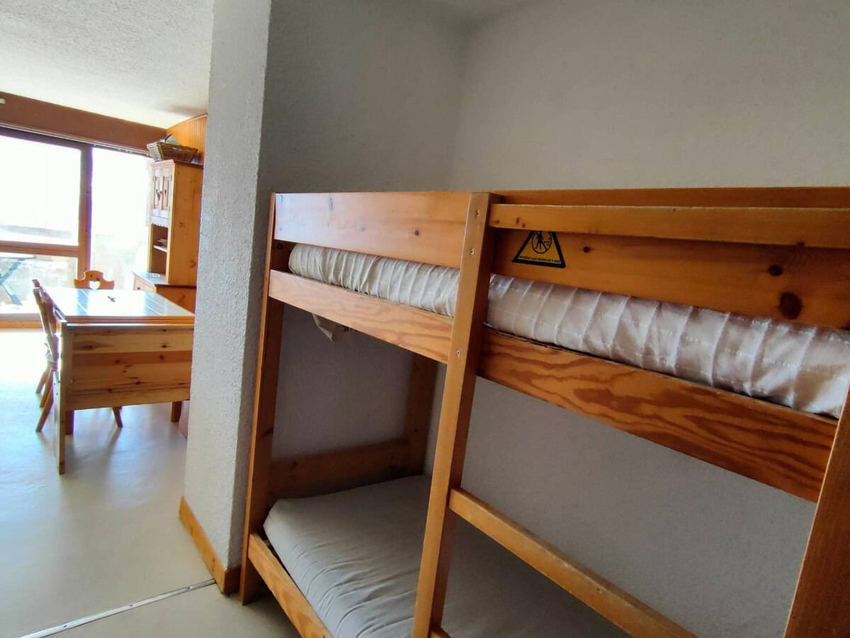 Studio cabine 4 pers, balcon sud-est, vue Meije à Auris - Photo 6