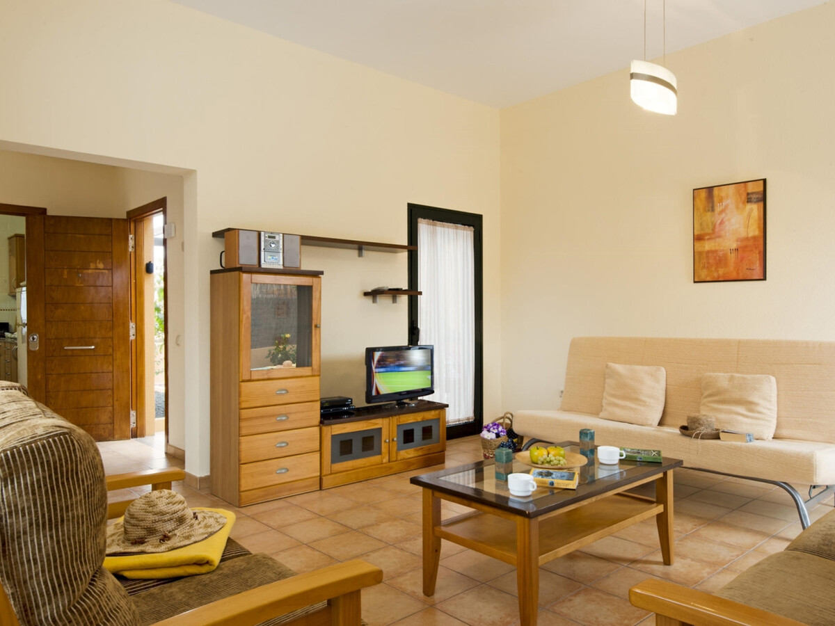 Villa mitoyenne avec piscine privée à Corralejo - Photo 3