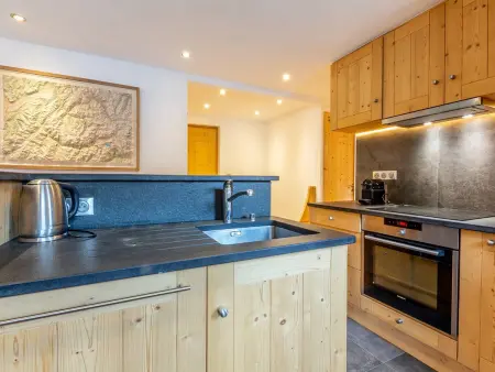 Grand appartement Meribel, au pied des pistes, parking inclus : photo 8