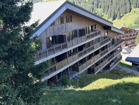 Grand appartement Meribel, au pied des pistes, parking inclus : photo 25
