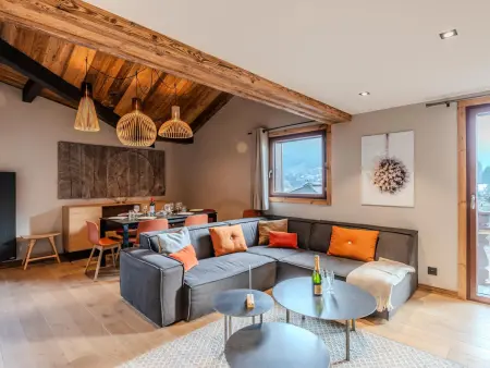 Location appartement à Morzine, Superbe duplex rénové avec 3 chambres et garage double, au centre de Morzine