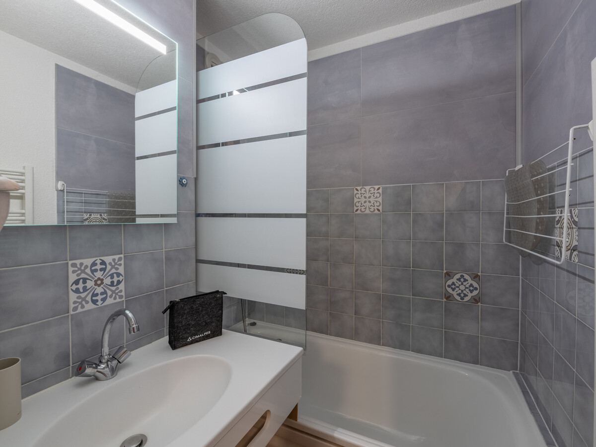 Appartement 6 pers au pied des pistes, parking et cave ski - Photo 7