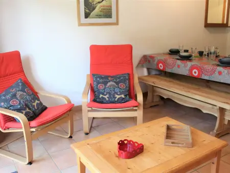 Triplex 5 pièces avec terrasse Ouest à Vars, 10 couchages : photo 2