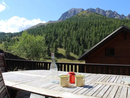 Triplex 5 pièces avec terrasse Ouest à Vars, 10 couchages : photo 9