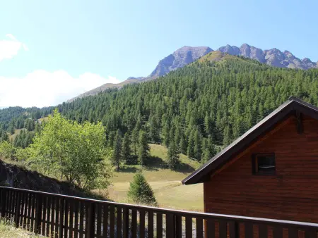 Triplex 5 pièces avec terrasse Ouest à Vars, 10 couchages : photo 11