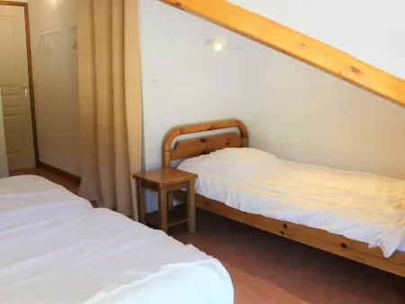Triplex 5 pièces avec terrasse Ouest à Vars, 10 couchages : photo 20