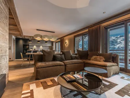 Appartement 3 chambres skis aux pieds, conciergerie 5* : photo 2