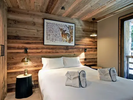 Appartement 3 chambres skis aux pieds, conciergerie 5* : photo 10
