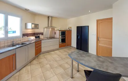 Maison 8 personnes à Sainte Gemme La Plaine - Photo 4