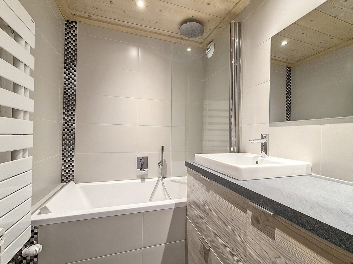 Duplex 57 m² rénové, 50 m des pistes à Méribel - Photo 6
