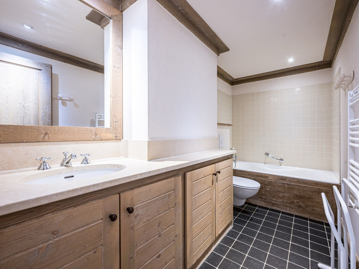 Appartement 3 chambres skis aux pieds à Val-d'Isère - Photo 10