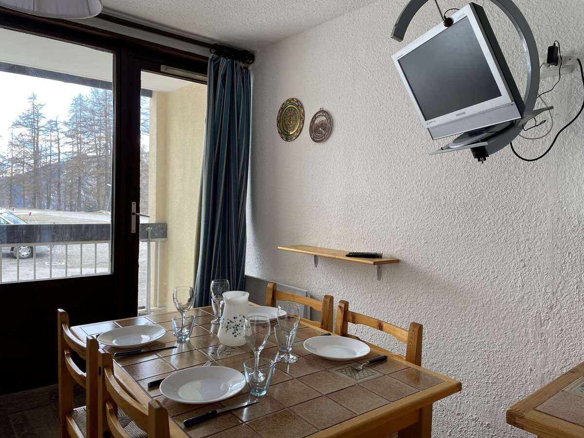Studio 26 m² Montgenèvre, 4 pers, balcon ouest et parking - Photo 2