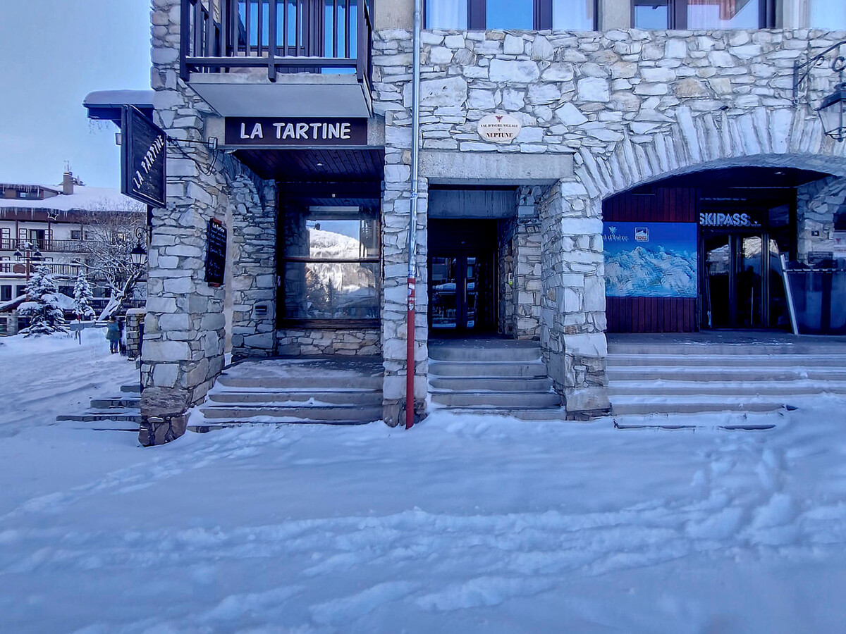 T2 rénové ski aux pieds, centre village Val-d'Isère - Photo 15
