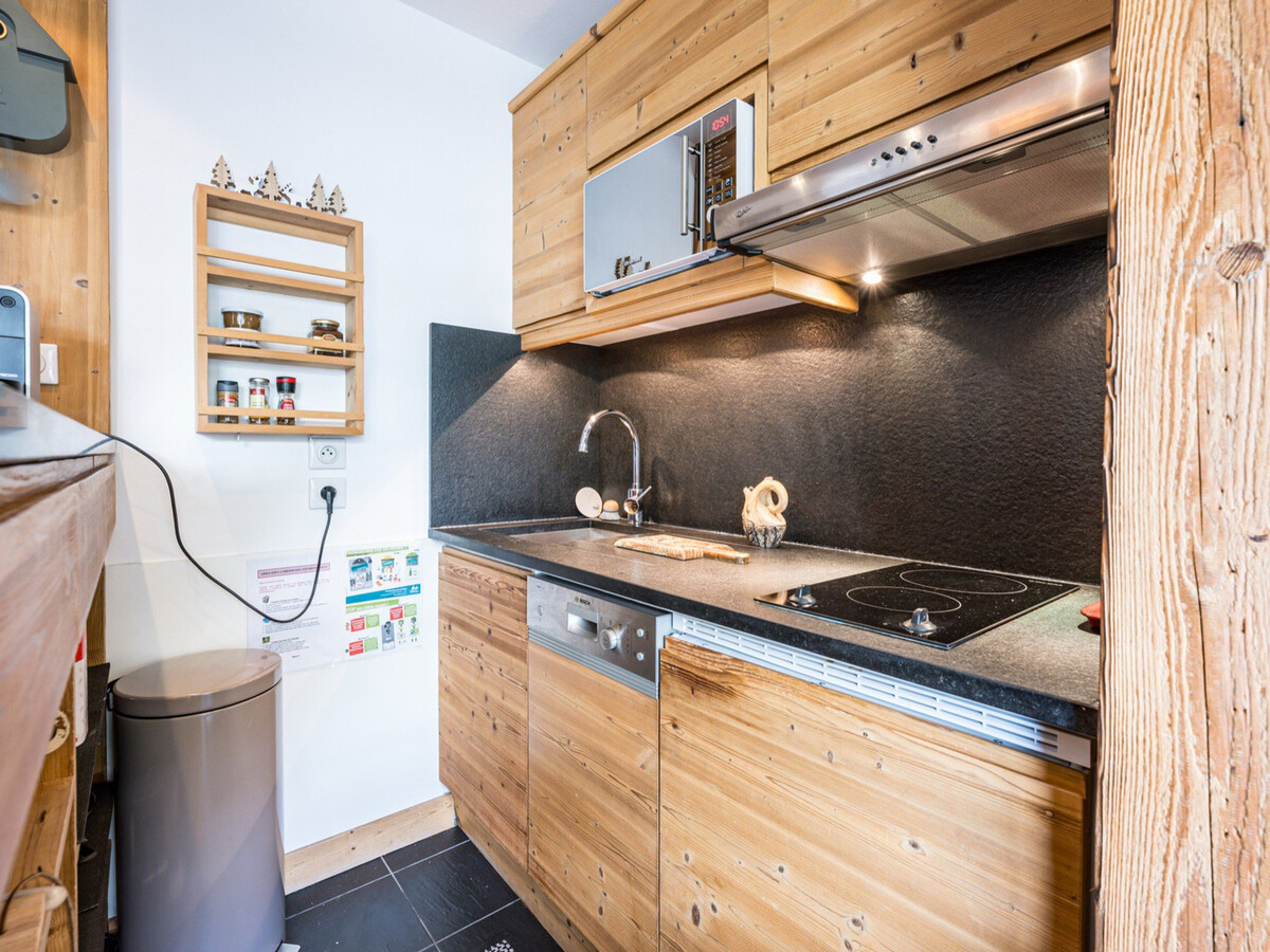Appartement 47 m² ski aux pieds, parking, balcon vue Bellevarde - Photo 4