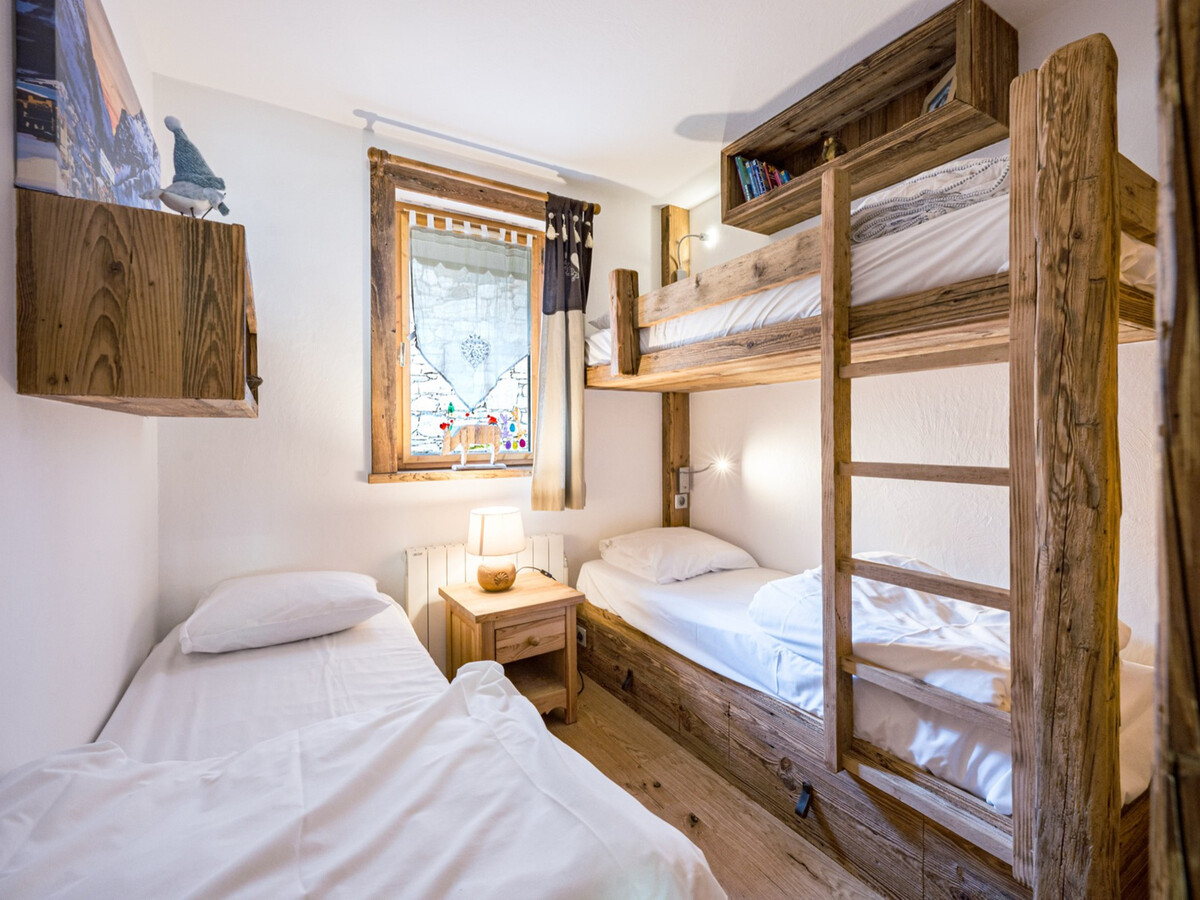 Appartement 47 m² ski aux pieds, parking, balcon vue Bellevarde - Photo 7
