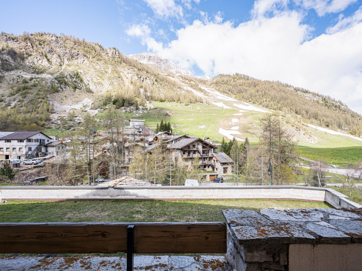 Appartement 47 m² ski aux pieds, parking, balcon vue Bellevarde - Photo 11
