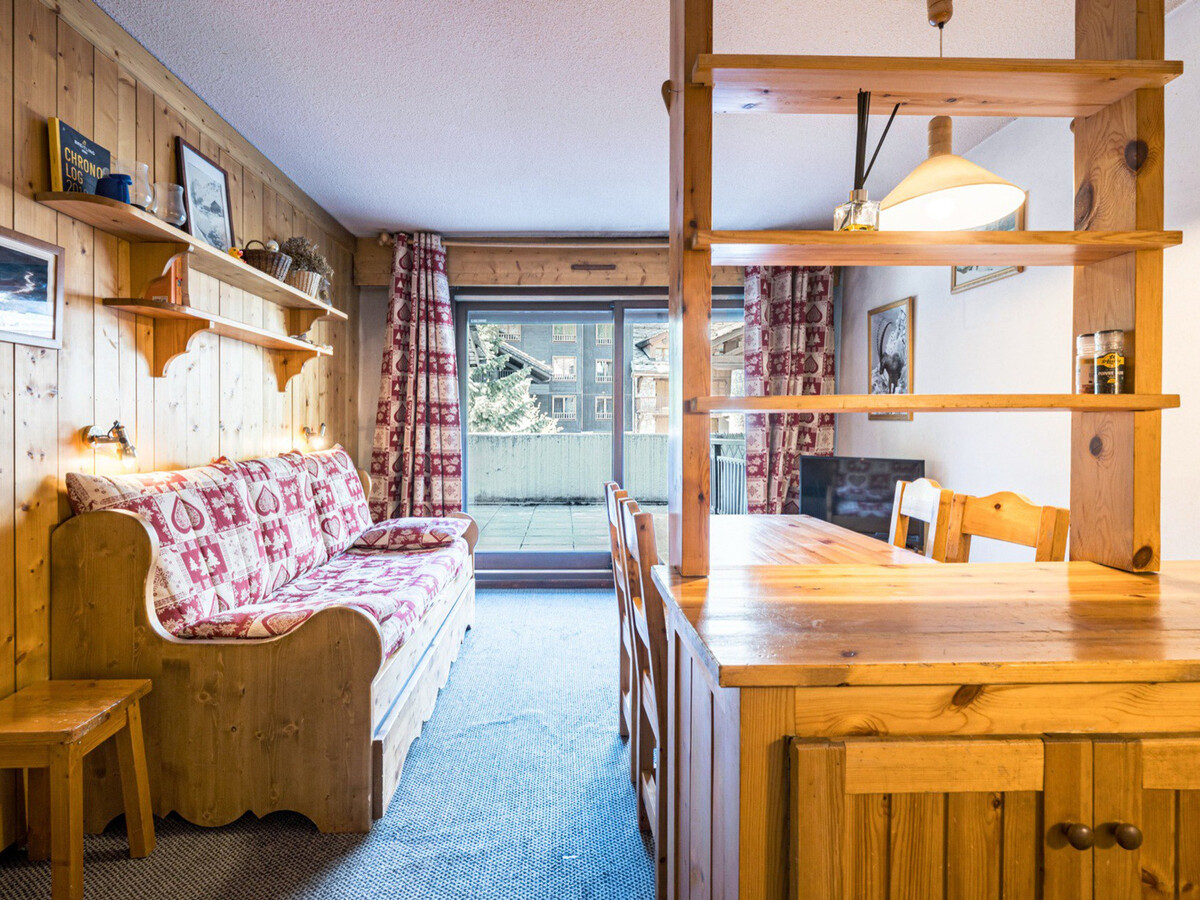 Studio cabine 27m² centre Val-d'Isère, terrasse Sud - Photo 2